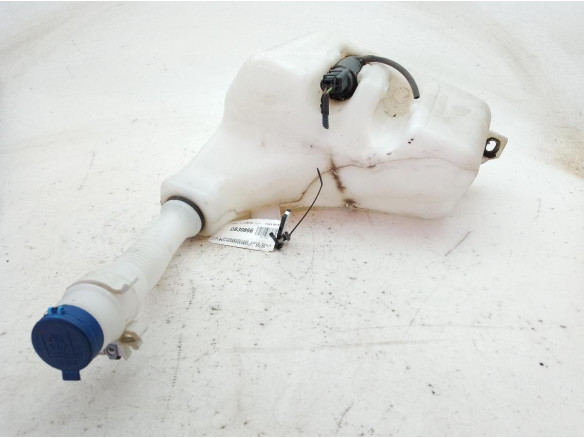 5801566048 BOTE LIMPIAPARABRISAS IVECO DAILY VI Furgón|Desguaces La Cabaña