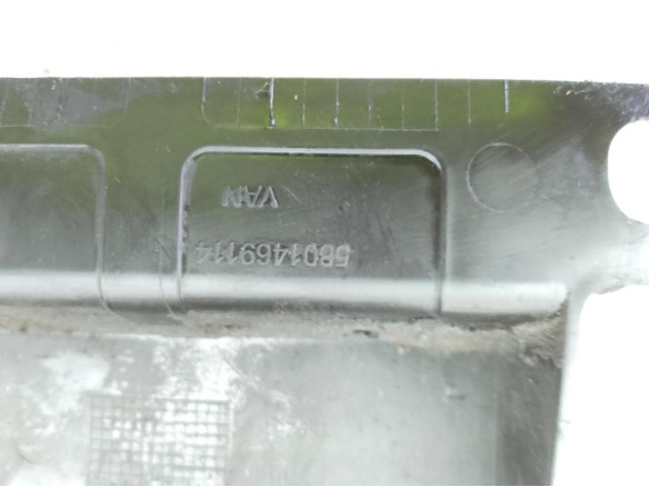 5801469114 TAPA COMBUSTIBLE IVECO DAILY VI Furgón|Desguaces La Cabaña