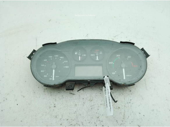 5801815717 CUADRO INSTRUMENTOS IVECO DAILY VI Furgón|Desguaces La Cabaña
