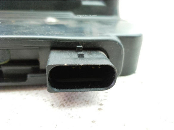 CERRADURA PUERTA LAT TRA DER IVECO DAILY VI Furgón|Desguaces La Cabaña