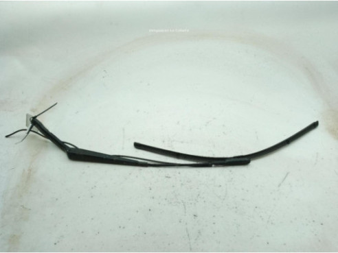 A9068200644  BRAZO LIMPIAPARABRISAS DEL IZQ MERCEDES BENZ SPRINTER 3,5-t Autobús (906)|Desguaces La Cabaña