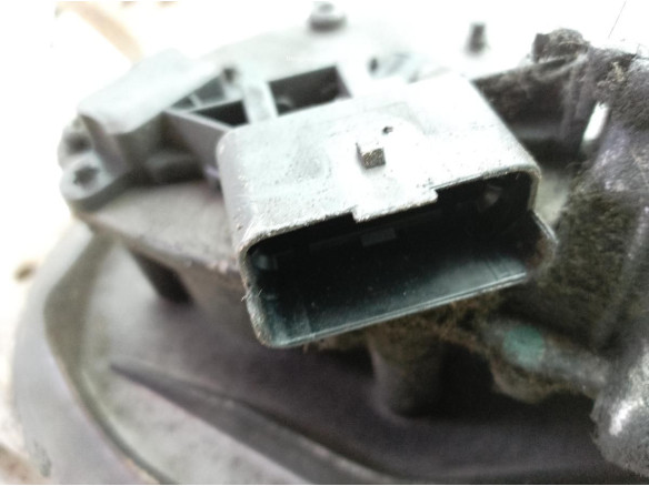 8200000525 MOTOR LIMPIAPARABRISAS DEL RENAULT LAGUNA II Grandtour (KG0/1_)|Desguaces La Cabaña