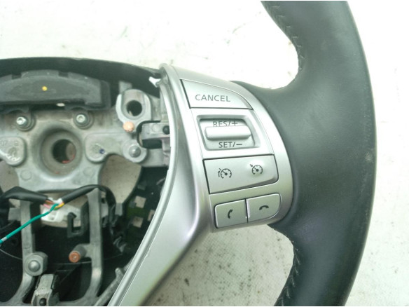 VOLANTE DIRECCION NISSAN QASHQAI II Todo terreno, cerrada (J11, J11_)|Desguaces La Cabaña