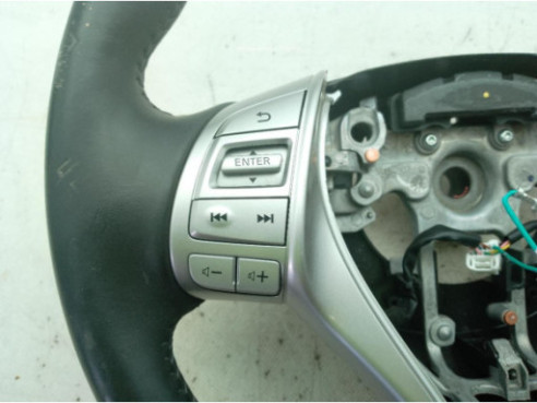 VOLANTE DIRECCION NISSAN QASHQAI II Todo terreno, cerrada (J11, J11_)|Desguaces La Cabaña