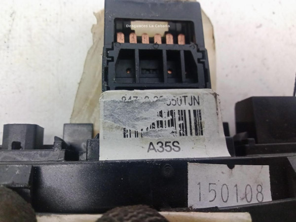 847402S350TJN, INTERRUPTOR WARNING HYUNDAI ix35 (LM, EL, ELH)|Desguaces La Cabaña