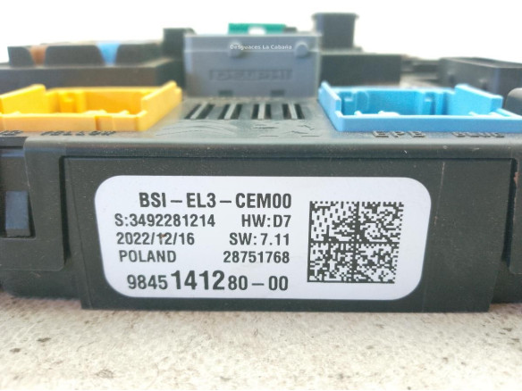 9845141280 CAJA FUSIBLES INTERIOR (BSI) OPEL VIVARO C Furgón|Desguaces La Cabaña