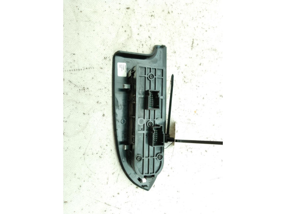 156094780 MANDO ELEVALUNAS PUERTA LAT DEL IZQ ALFA ROMEO GIULIETTA (940_)|Desguaces La Cabaña