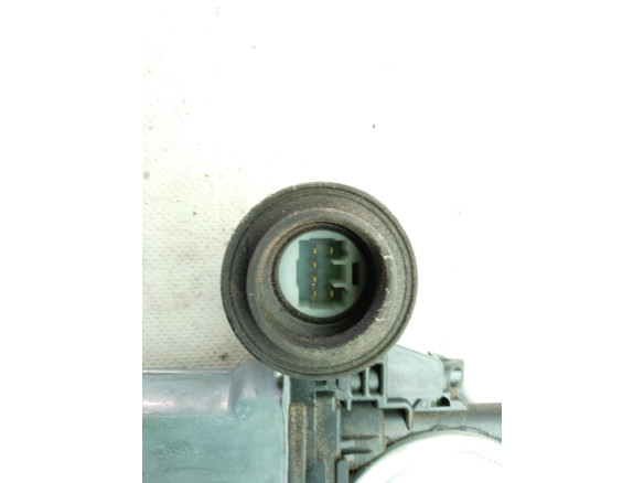 8572035140 ELEVALUNAS PUERTA LAT TRA DER TOYOTA RAV 4 IV (_A4_)|Desguaces La Cabaña