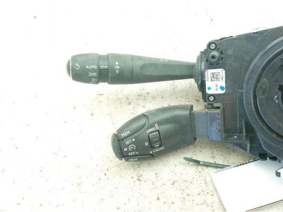 98235557ZD MANDO COMPLETO PEUGEOT 208 II (UB_, UP_, UW_)|Desguaces La Cabaña