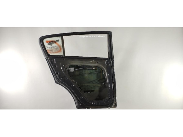 770033W000 PUERTA LAT TRA IZQ KIA SPORTAGE (QL)|Desguaces La Cabaña