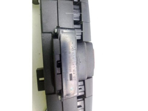6395454407, INTERRUPTOR WARNING MERCEDES BENZ VITO / MIXTO Furgón (W639)|Desguaces La Cabaña