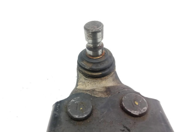BRAZO SUSPENSION DEL IZQ INF KIA CARENS III Limusina (UN)|Desguaces La Cabaña