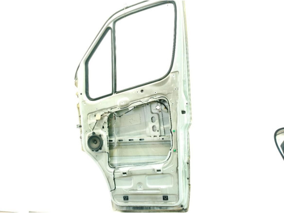 A9067200105  PUERTA LAT DEL DER MERCEDES BENZ SPRINTER 3,5-t Autobús (906)|Desguaces La Cabaña