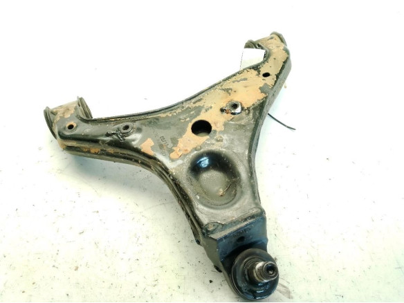 A9063304007  BRAZO SUSPENSION DEL IZQ INF MERCEDES BENZ SPRINTER 3,5-t Autobús (906)|Desguaces La Cabaña