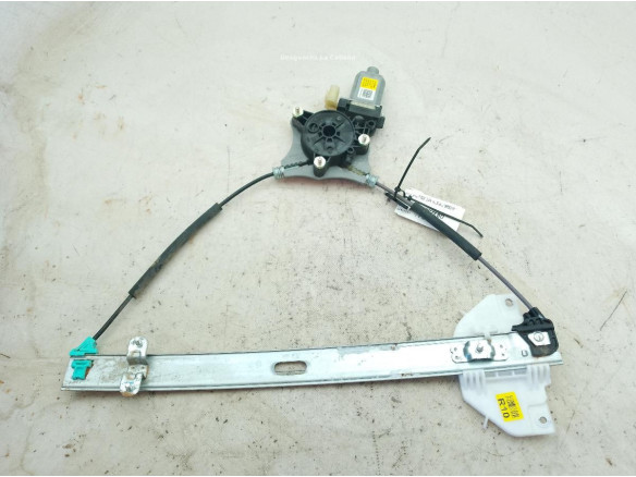 82460H8000 ELEVALUNAS PUERTA LAT DEL DER KIA STONIC (YB)|Desguaces La Cabaña