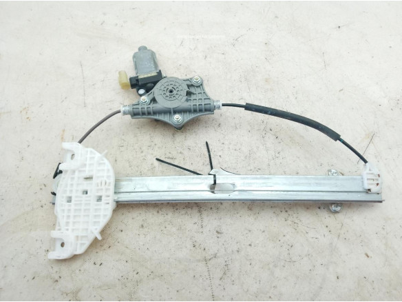 83460H8000 ELEVALUNAS PUERTA LAT TRA DER KIA STONIC (YB)|Desguaces La Cabaña
