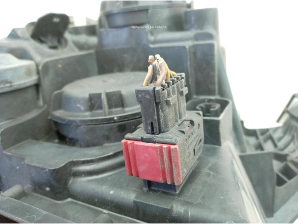 93175364 FARO IZQUIERDO OPEL MERIVA A Limusina (X03)|Desguaces La Cabaña