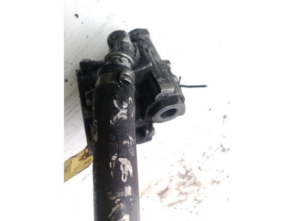 8D0145156T, BOMBA DIRECCION VW PASSAT (3B2)|Desguaces La Cabaña