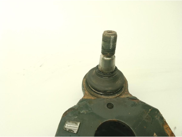 BRAZO SUSPENSION DEL DER INF IVECO DAILY VI Furgón|Desguaces La Cabaña