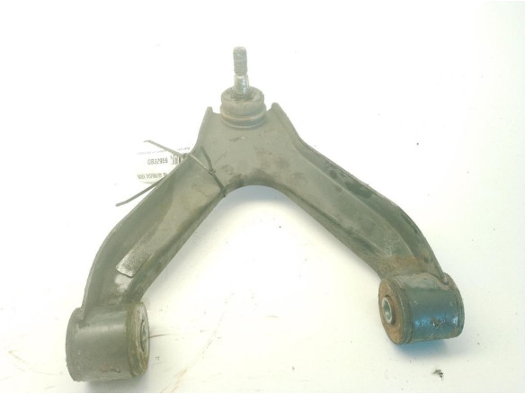 BRAZO SUSPENSION DEL DER SUP IVECO DAILY VI Furgón|Desguaces La Cabaña