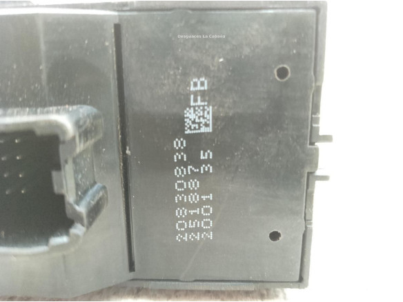 20830838 MANDO ELEVALUNAS PUERTA LAT DEL IZQ CHEVROLET ORLANDO (J309)|Desguaces La Cabaña