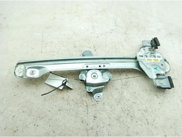 98810J3070 ELEVALUNAS PUERTA LAT TRA DER CHEVROLET ORLANDO (J309)|Desguaces La Cabaña