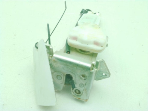 8251068L00000  CERRADURA PORTON / TAPA MALETA SUZUKI SWIFT IV (FZ, NZ)|Desguaces La Cabaña