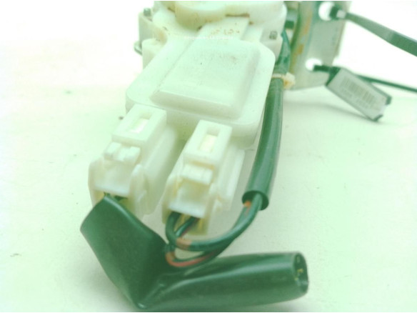 8251068L00000  CERRADURA PORTON / TAPA MALETA SUZUKI SWIFT IV (FZ, NZ)|Desguaces La Cabaña