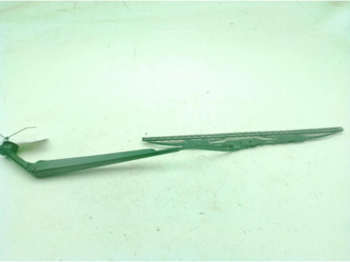3831071L00000  BRAZO LIMPIAPARABRISAS DEL DER SUZUKI SWIFT IV (FZ, NZ)|Desguaces La Cabaña