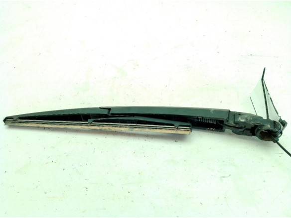 988152P000 BRAZO LIMPIAPARABRISAS TRA PORTÓN KIA STONIC (YB)|Desguaces La Cabaña