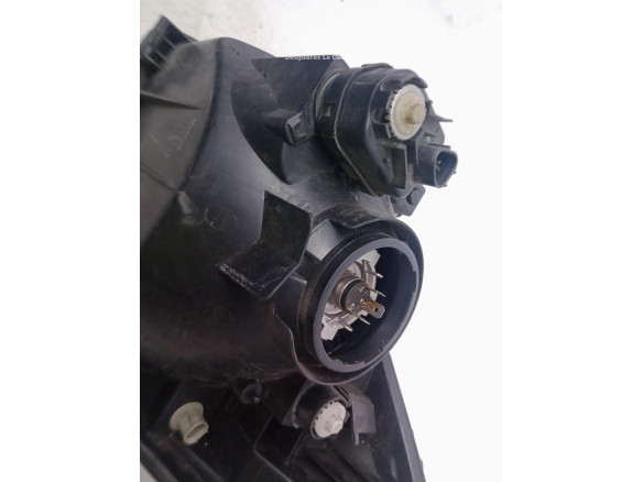 FARO DERECHO TOYOTA RAV 4 II (_A2_)|Desguaces La Cabaña