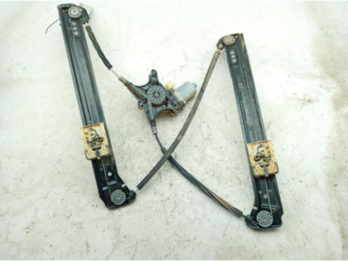 575837462A  ELEVALUNAS PUERTA LAT DEL DER SEAT ATECA (KH7)|Desguaces La Cabaña