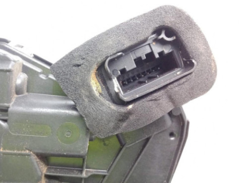 5TA839016L CERRADURA PUERTA LAT TRA DER SEAT ATECA (KH7)|Desguaces La Cabaña