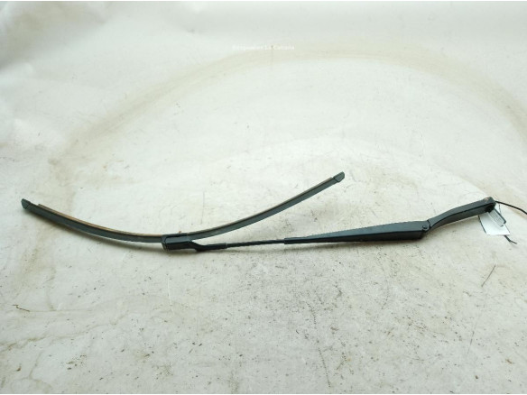 576955409 BRAZO LIMPIAPARABRISAS DEL IZQ SEAT ATECA (KH7)|Desguaces La Cabaña