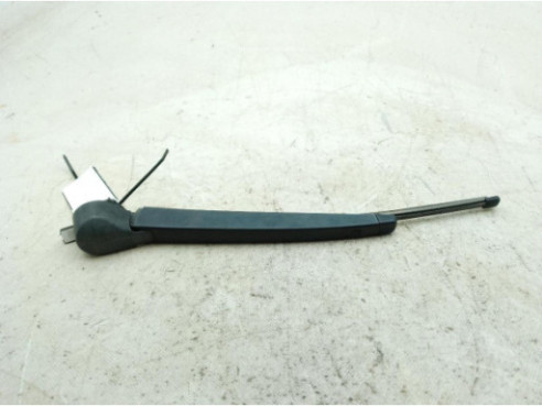 5K6955707B BRAZO LIMPIAPARABRISAS TRA PORTÓN SEAT ATECA (KH7)|Desguaces La Cabaña