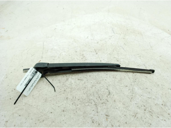 5K6955707B BRAZO LIMPIAPARABRISAS TRA PORTÓN SEAT ATECA (KH7)|Desguaces La Cabaña