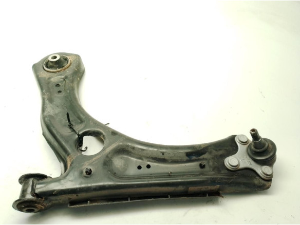 2Q0498151  BRAZO SUSPENSION DEL IZQ INF VW POLO (AW1, BZ1)|Desguaces La Cabaña