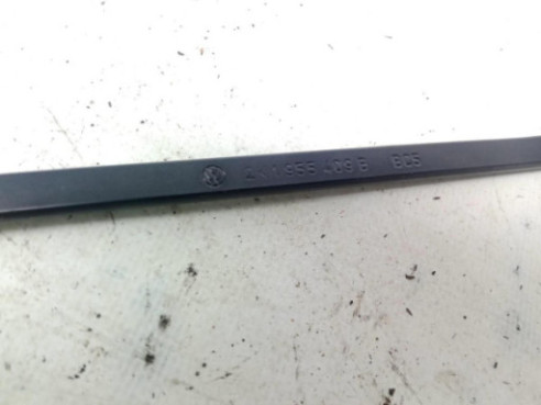 2K1955401B BRAZO LIMPIAPARABRISAS DEL IZQ VW TOURAN (1T3)|Desguaces La Cabaña