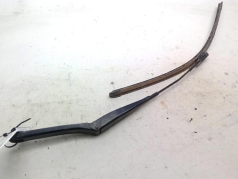 2GM955409A BRAZO LIMPIAPARABRISAS DEL DER VW T-CROSS (C11_)|Desguaces La Cabaña