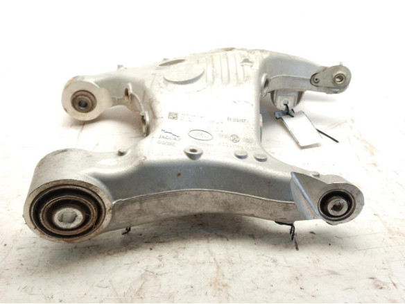 M8A25B530BA BRAZO SUSPENSION TRA DER INF CENTRAL JAGUAR F-PACE (X761)|Desguaces La Cabaña