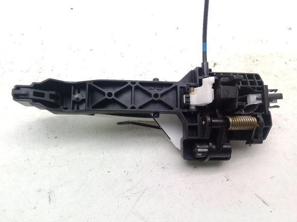 83665D7000 MANILLA PUERTA LAT TRA DER EXT HYUNDAI TUCSON (TL)|Desguaces La Cabaña