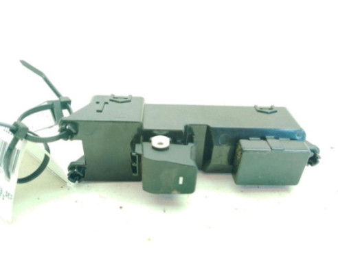 93580D3131 MANDO ELEVALUNAS PUERTA LAT TRA DER HYUNDAI TUCSON (TL)|Desguaces La Cabaña