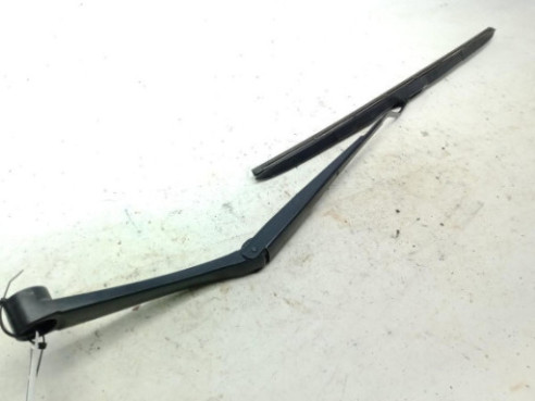 98311D7000  BRAZO LIMPIAPARABRISAS DEL IZQ HYUNDAI TUCSON (TL)|Desguaces La Cabaña