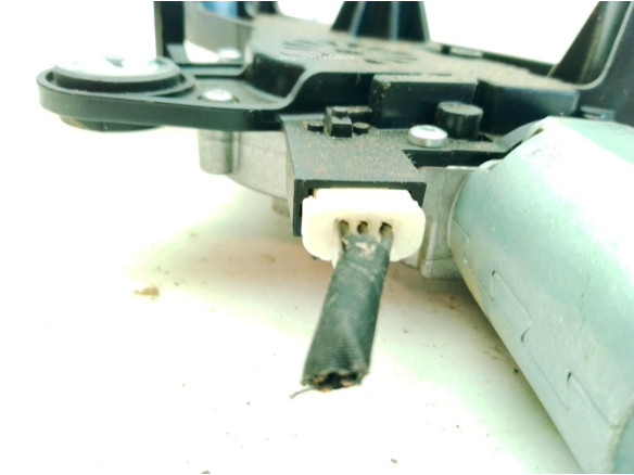 0390205062 MOTOR LIMPIAPARABRISAS TRA OPEL CROSSLAND X (P17)|Desguaces La Cabaña