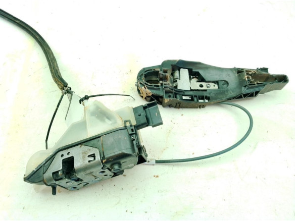 16943700 CERRADURA PUERTA LAT DEL IZQ OPEL CROSSLAND X (P17)|Desguaces La Cabaña