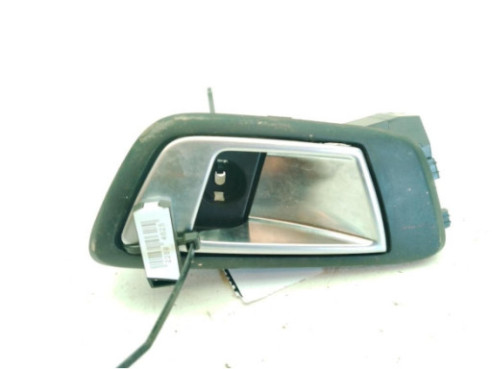 8A61A22601CEW MANILLA PUERTA LAT TRA IZQ INT FORD ECOSPORT|Desguaces La Cabaña
