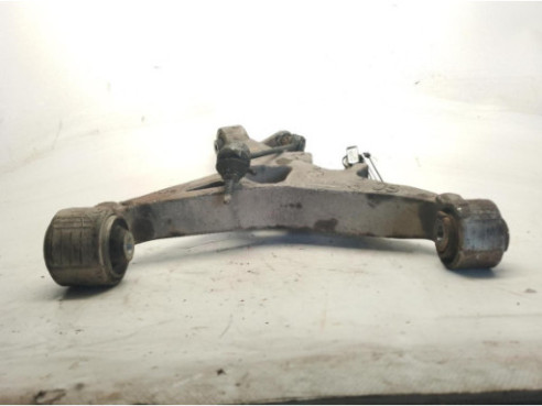 BRAZO SUSPENSION TRASERO DERECHO INFERIOR|Desguaces La Cabaña 2