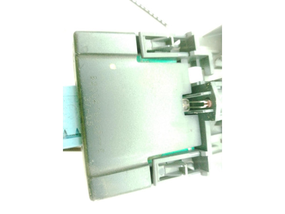 8200270265C INTERRUPTOR FRENO MANO ELECTRICO RENAULT SCENIC II (JM0/1_)|Desguaces La Cabaña