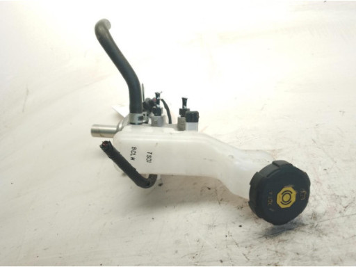 Y24653 BOMBA FRENO FORD TRANSIT COURIER Furgón|Desguaces La Cabaña