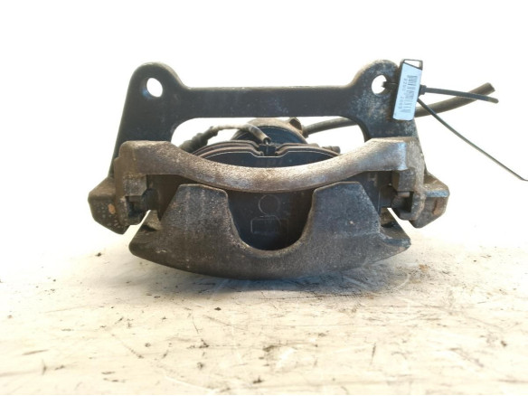 8V0615124  PINZA DEL DER SEAT ATECA (KH7)|Desguaces La Cabaña